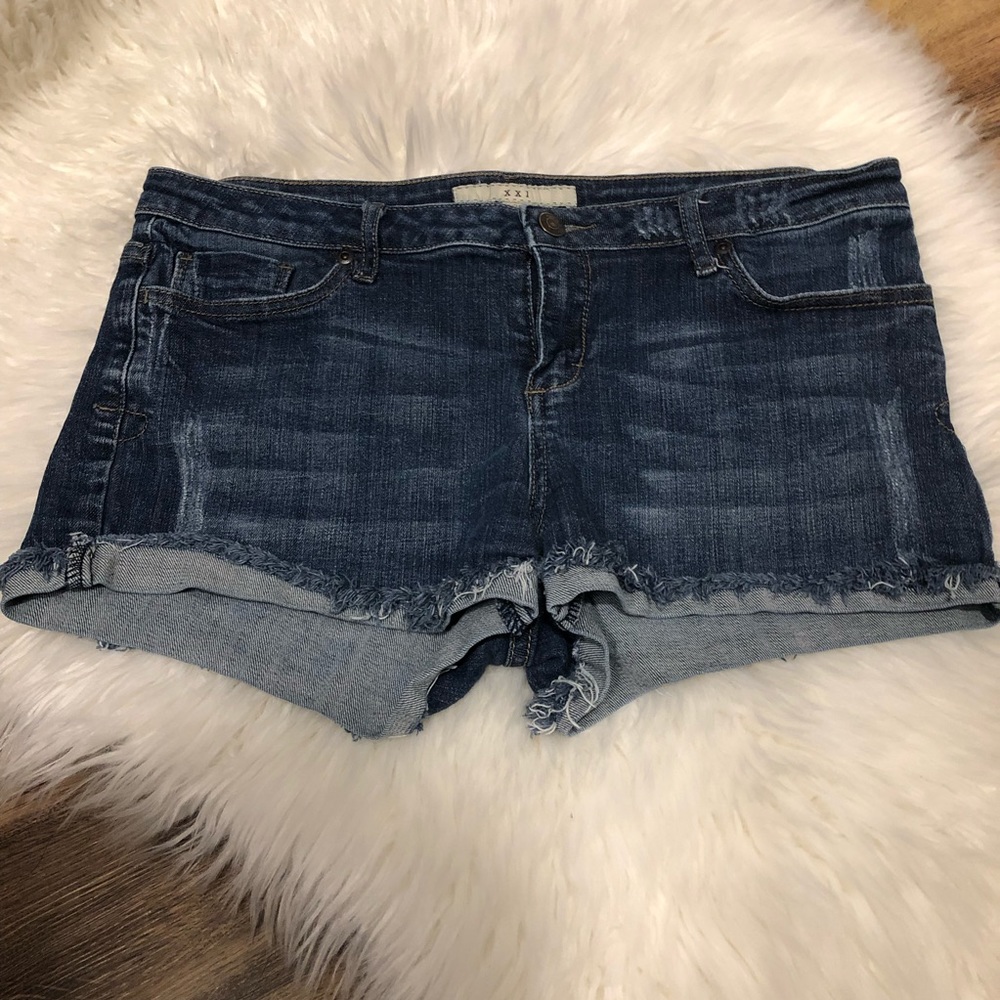 XXI- Forever 21- Distressed Denim Shorts- Size 30